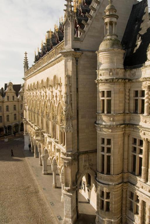 Appartements Du Beffroi Arras Exterior photo